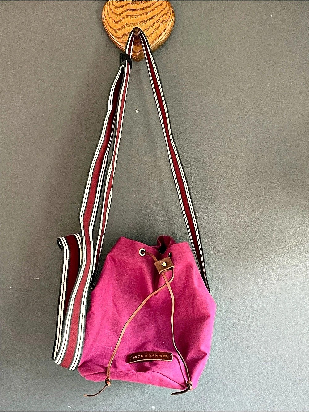 Hide & Hammer No. 07 Bucket Bag Pink & Red